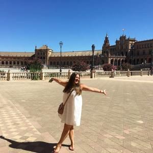 Meet your Posher, Vicky